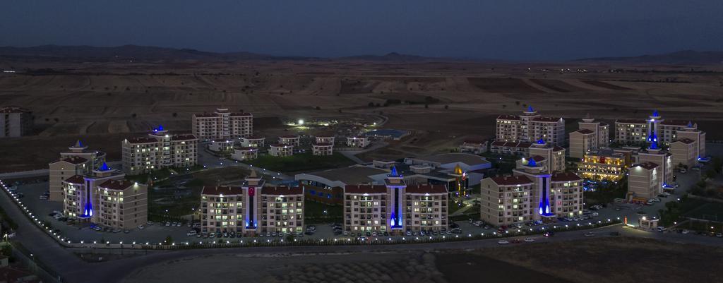 Grand Ozgul Thermal Holiday Village Gazligol Εξωτερικό φωτογραφία