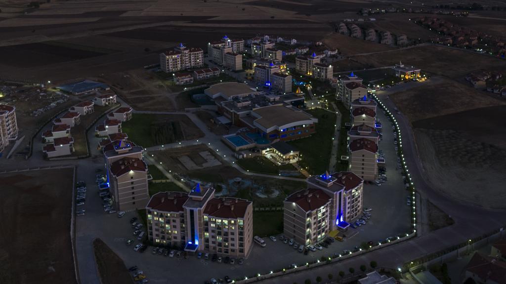 Grand Ozgul Thermal Holiday Village Gazligol Εξωτερικό φωτογραφία