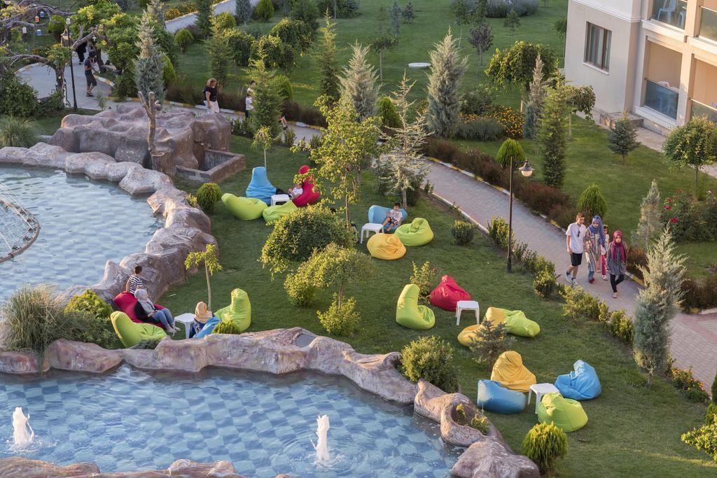 Grand Ozgul Thermal Holiday Village Gazligol Εξωτερικό φωτογραφία